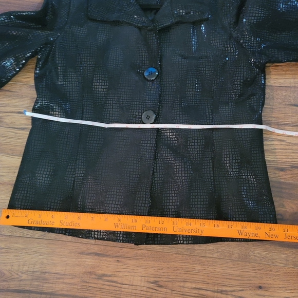 CHICO'S leather jacket/blazer sz 1 - Picture 8 of 9